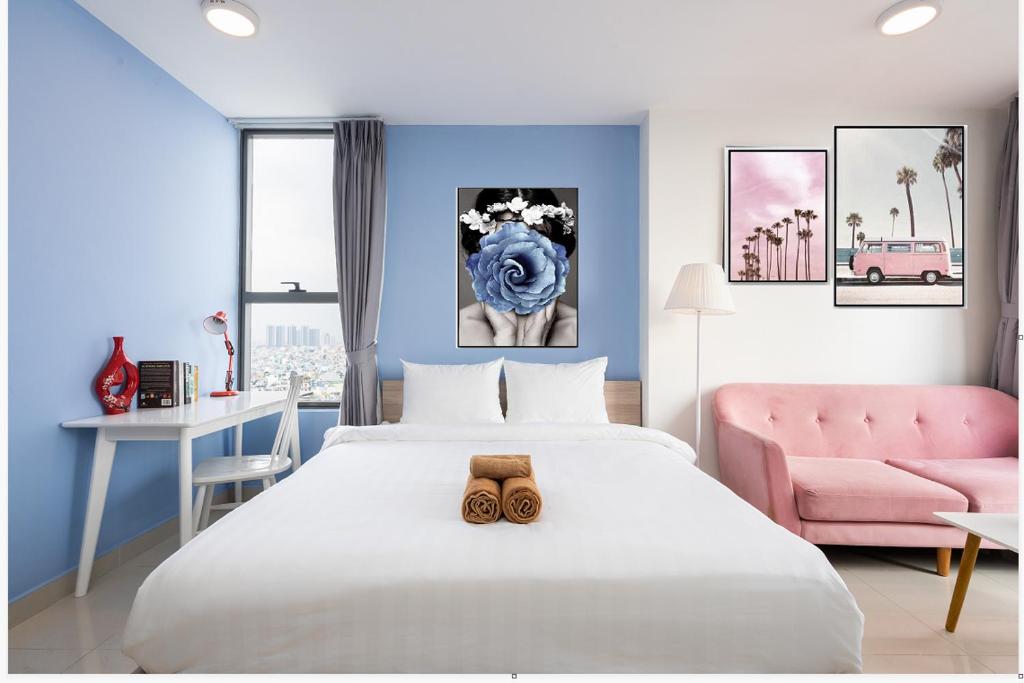 Minimalist and Cozy apartment next to CBD