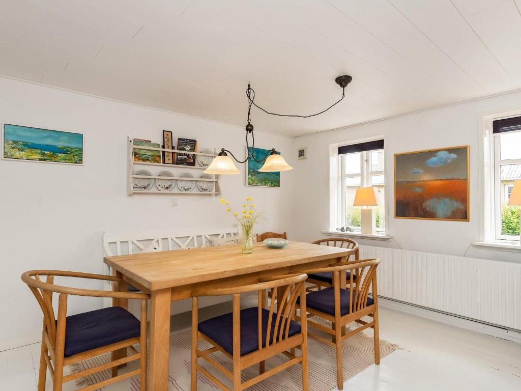 Holiday home Fur IX photo 3
