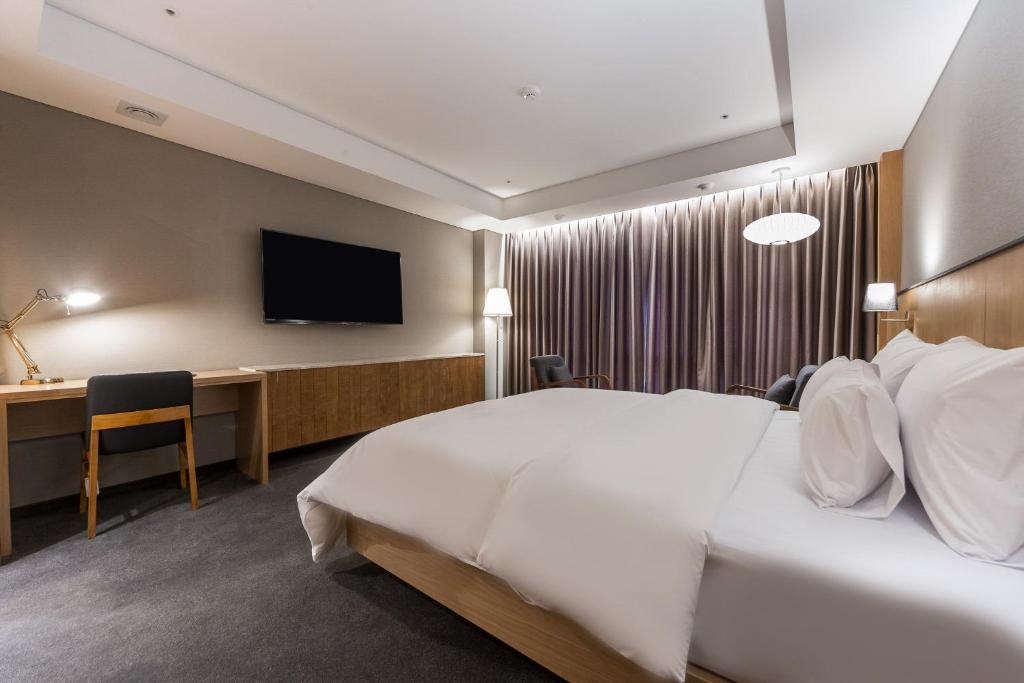 Gwangju HOUND Hotel - Tap to explore photos