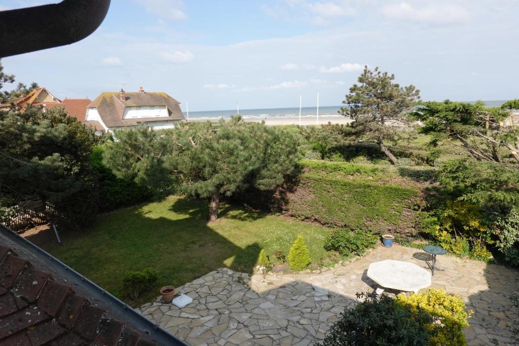Villa sur la plage photo 4