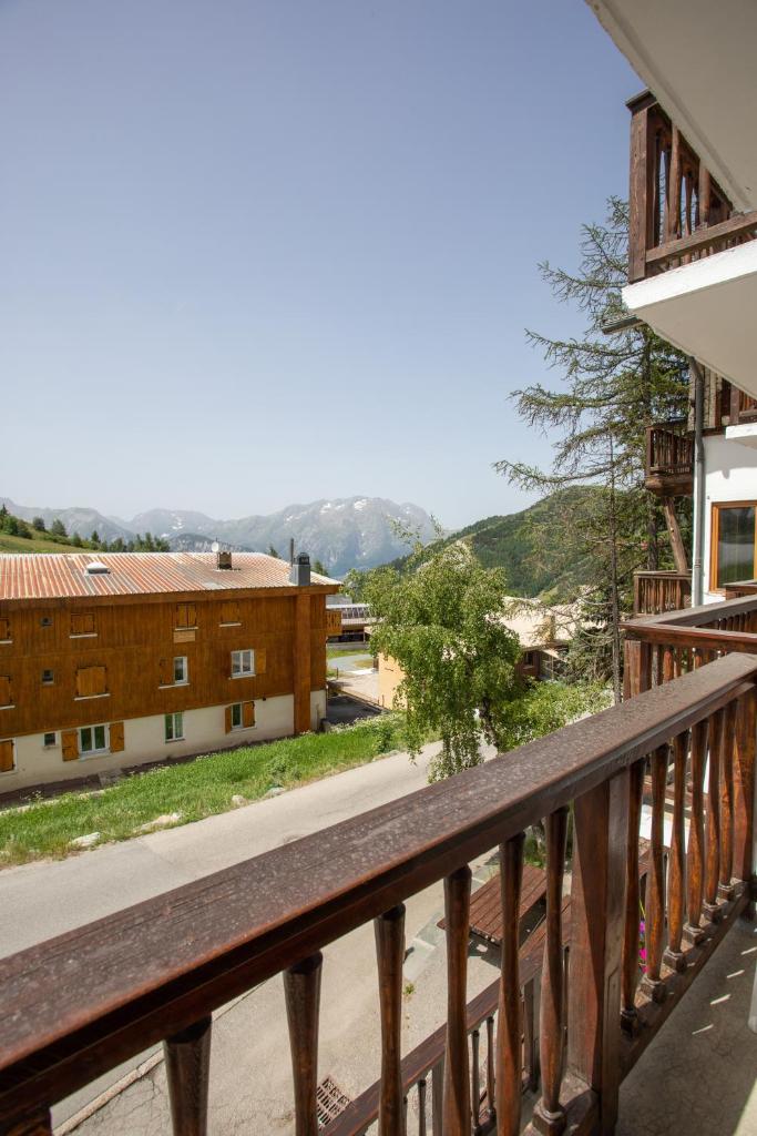 Hotel le Chamois by YourAlpAdventure photo 3