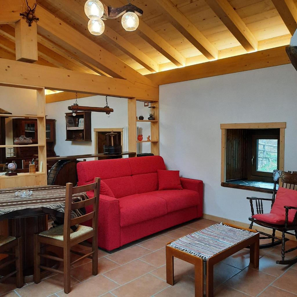 La Casa nel Bosco - Your Mountain Holiday photo 2