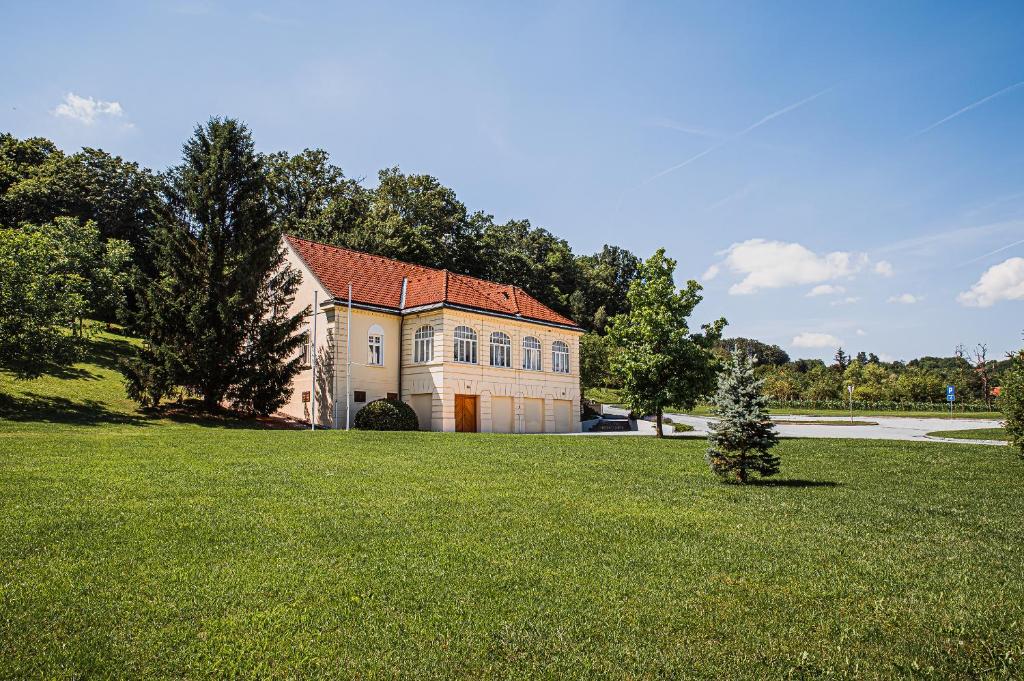 Villa Istenič photo 1