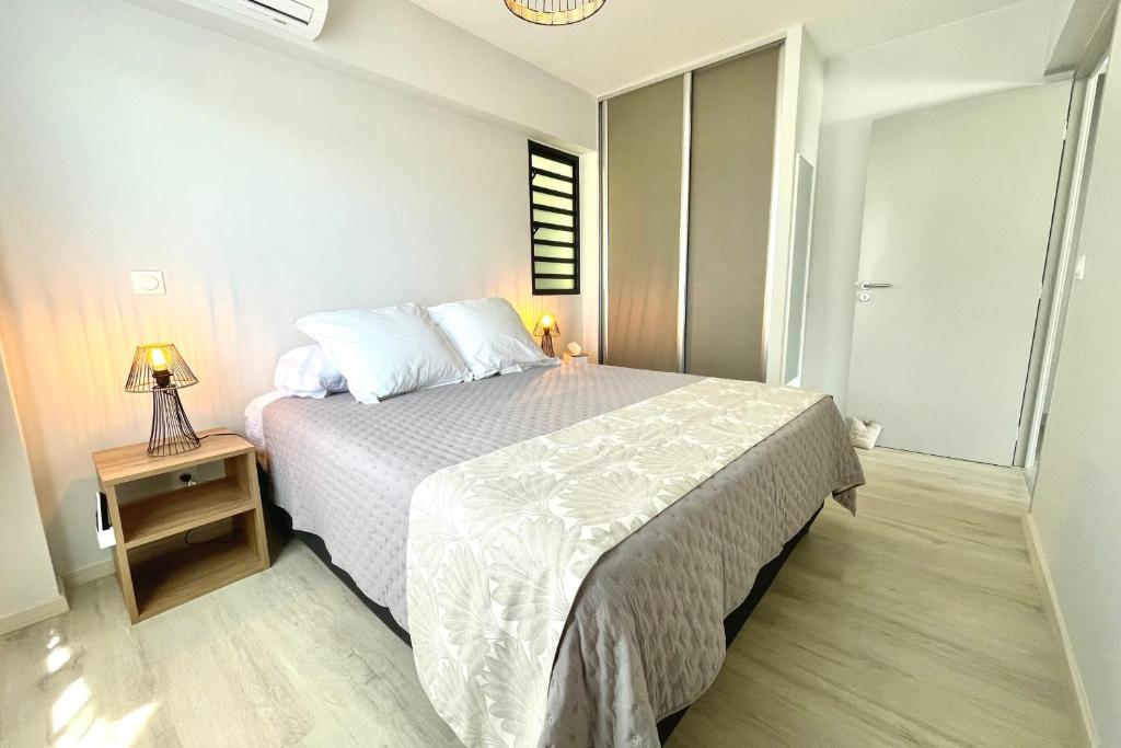 Mereani flat brand new condo in the center of Papeete photo 1