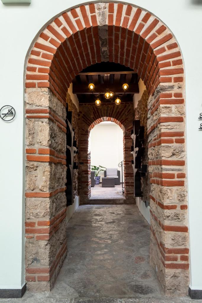 Hotel Boutique Casona de Santa Clara - Tap to explore photos