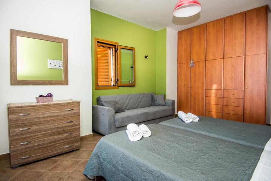 VILLA IRIDA photo 2