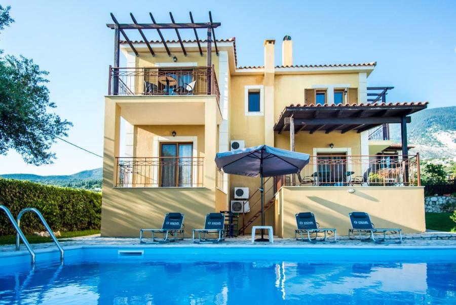 VILLA IRIDA photo 4