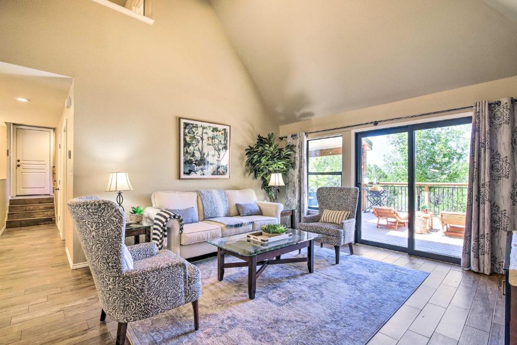 Updated Retreat with Game Room and Boat Ramp Access! photo 2
