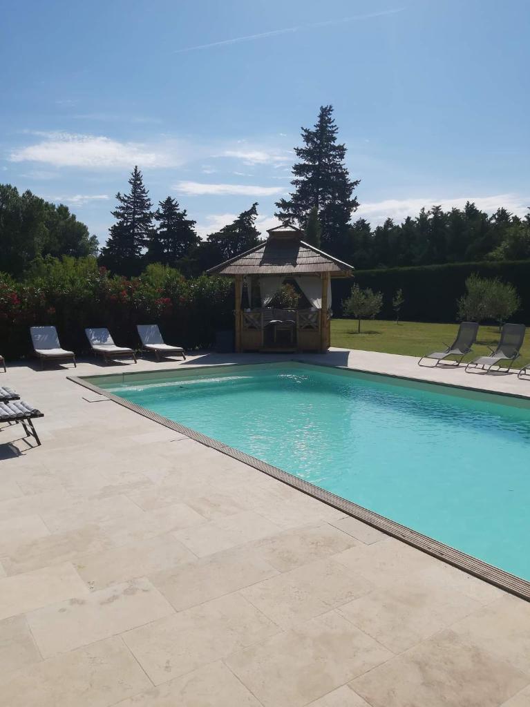 Studio au calme avec piscine et toutes les commodités nécessaires photo 2