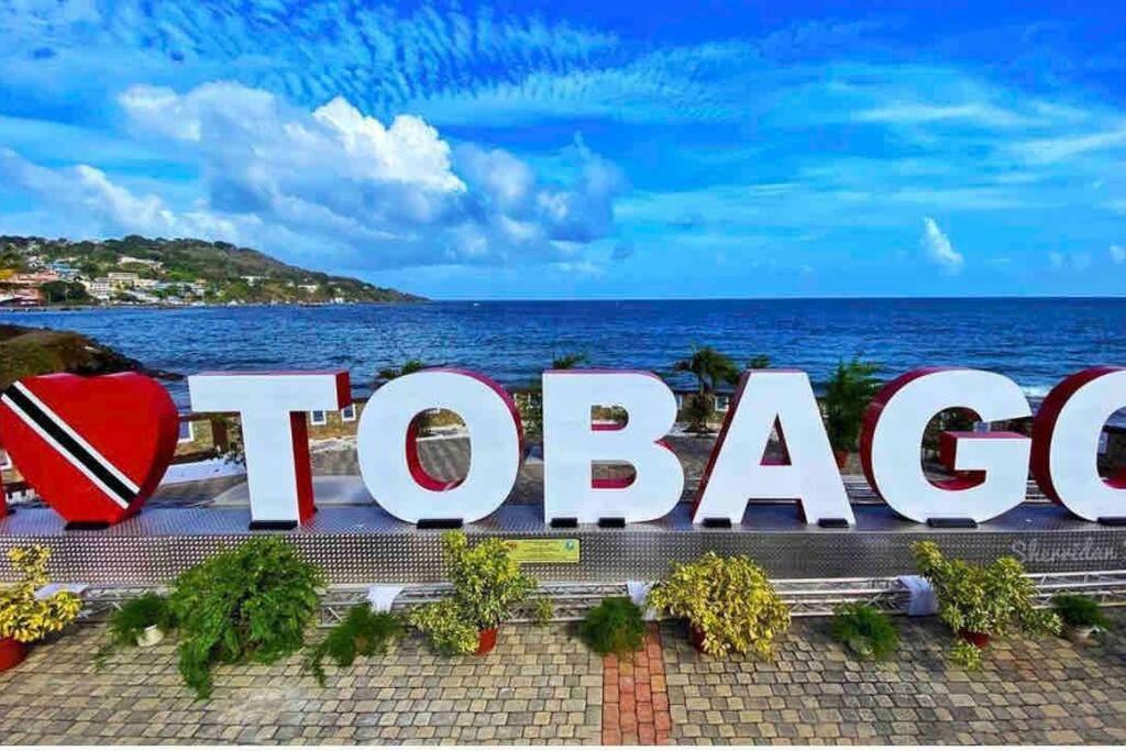HCEAS villa is 5 min fr. airport & to the beaches