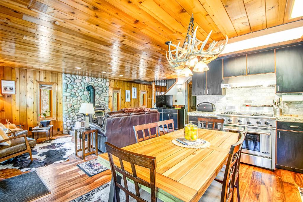 Teanaway River Lodge photo 4