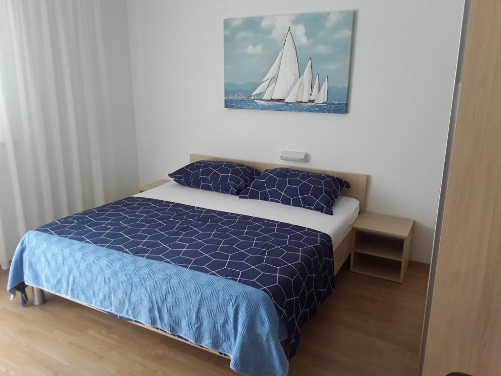Apartments Frane-20m from beach photo 1