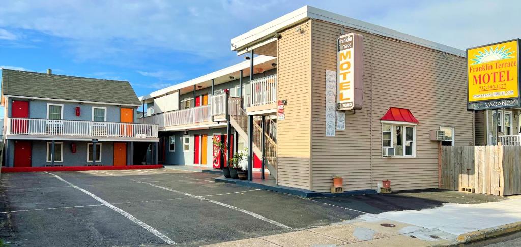 Franklin Terrace Motel image