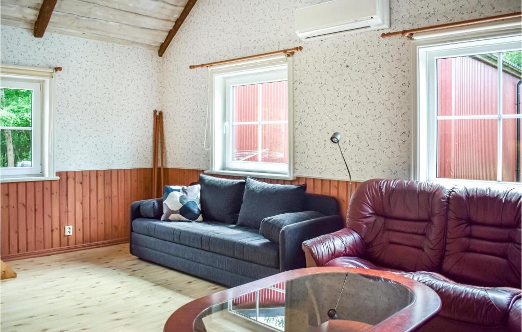 Awesome Home In Olofstrm With Wifi And 2 Bedrooms photo 2