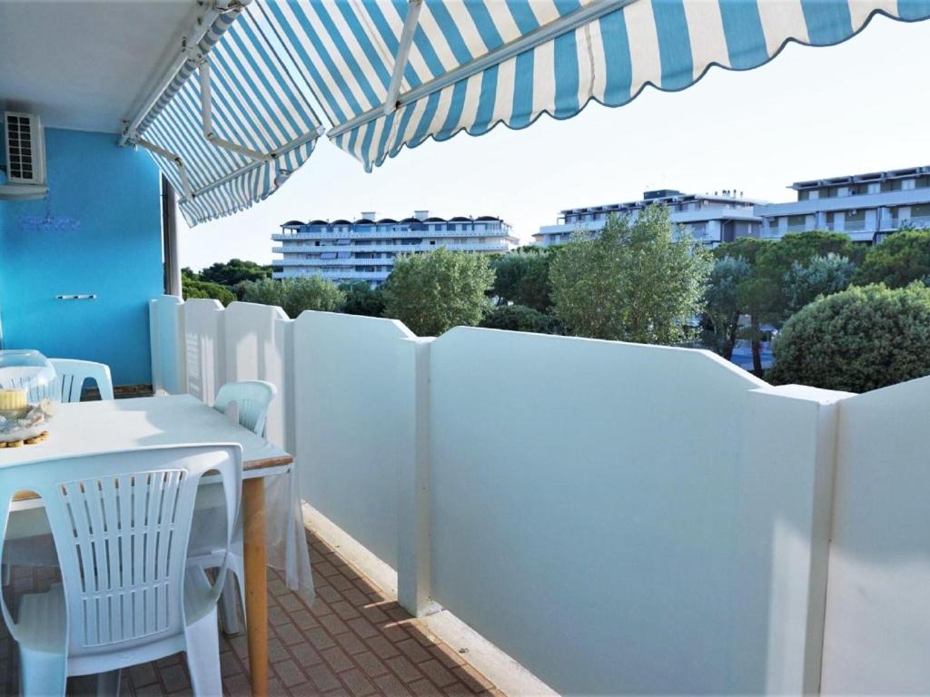 Appealing apartment in Caorle with private terrace photo 3