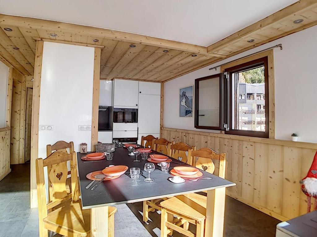 Appartement Les Menuires, 3 pièces, 8 personnes - FR-1-344-796 photo 2