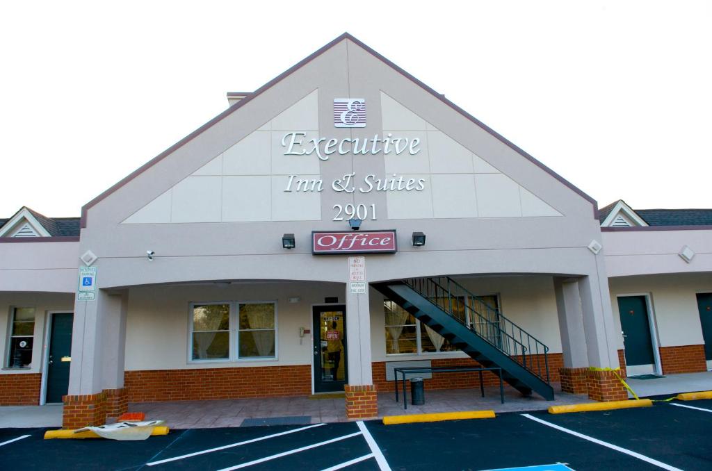 Executive Inn And Suites image
