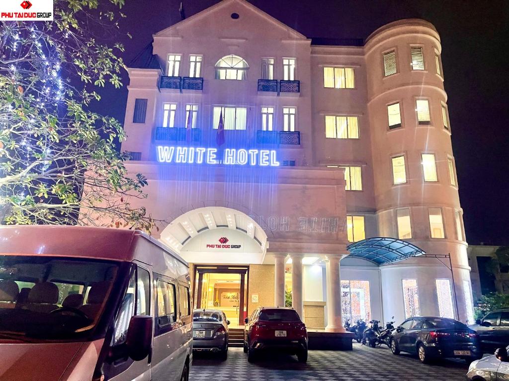 White Hotel photo 1