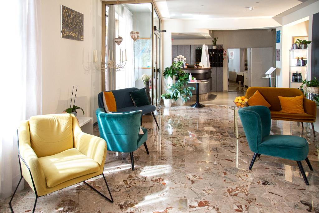 Hotel Menapace photo 2