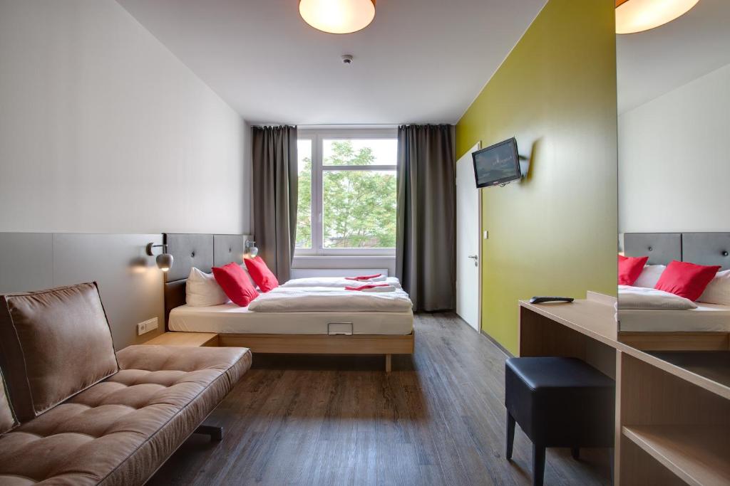 Трехместный (Трехместный номер), MEININGER Hotel Berlin Mitte