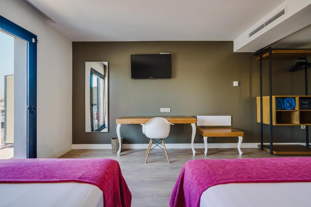 Hotel Brisamar Suites photo 3