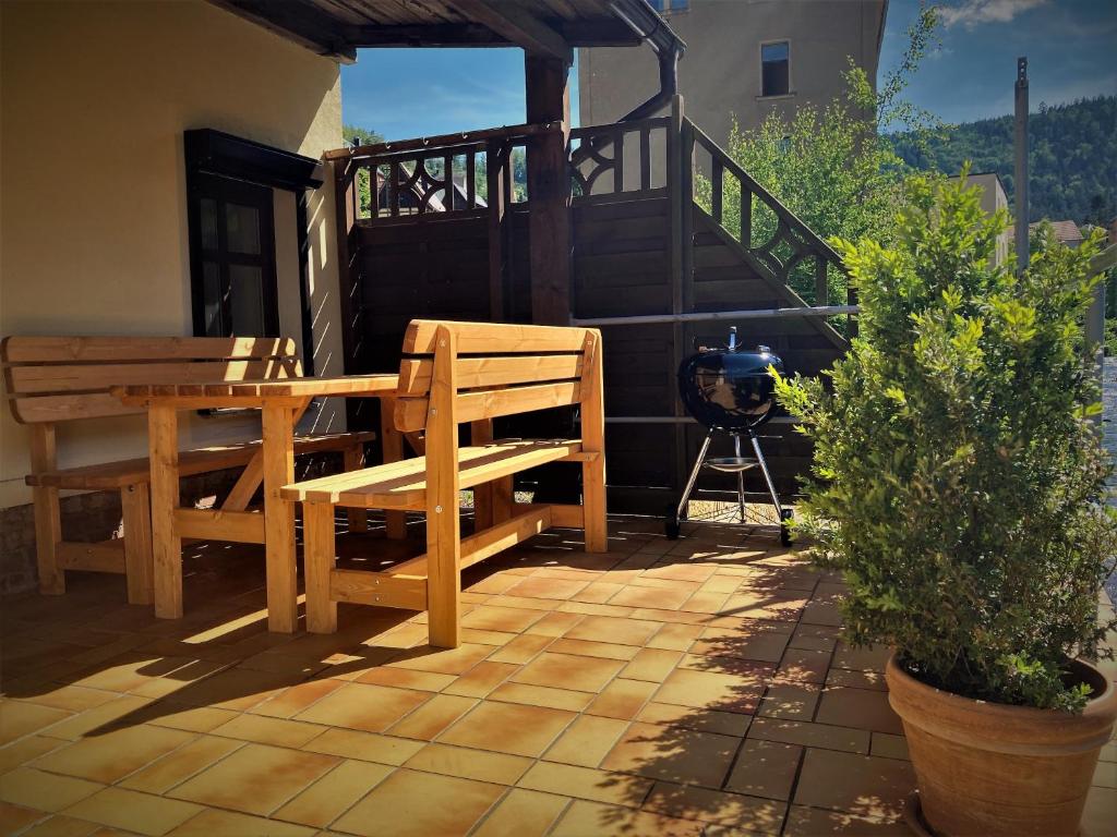 FeWo "Biela", gemütlich, zentral, ruhig, Terrasse, Sandstein-Ferien, Familienfreundl photo 2