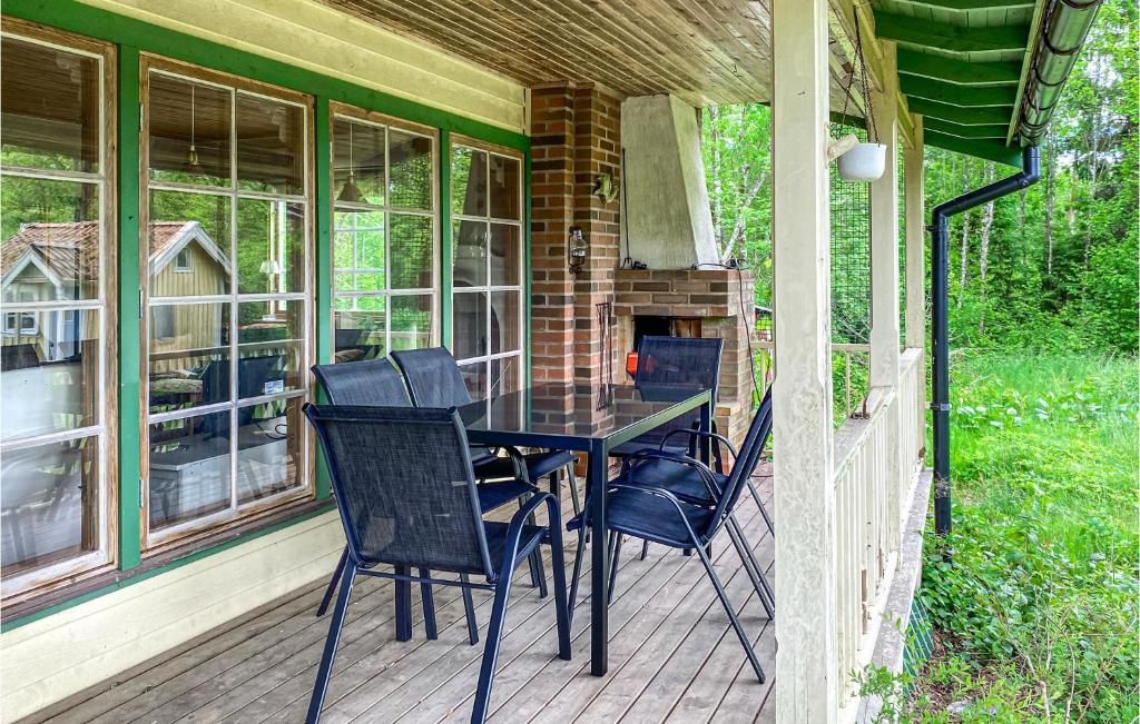 Stunning Home In Bredaryd With Wifi And 3 Bedrooms photo 1