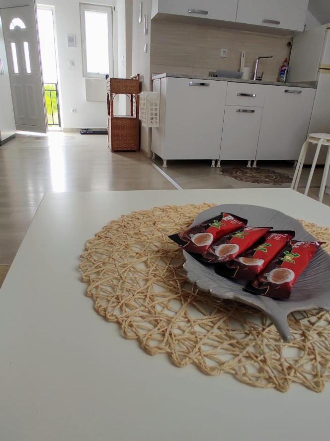 A1 - Airport Belgrade Apartment - Tap to explore photos