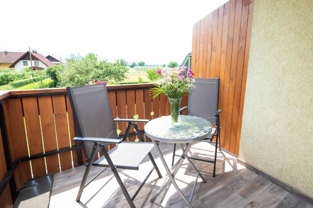 Apartment & room Pristov photo 2