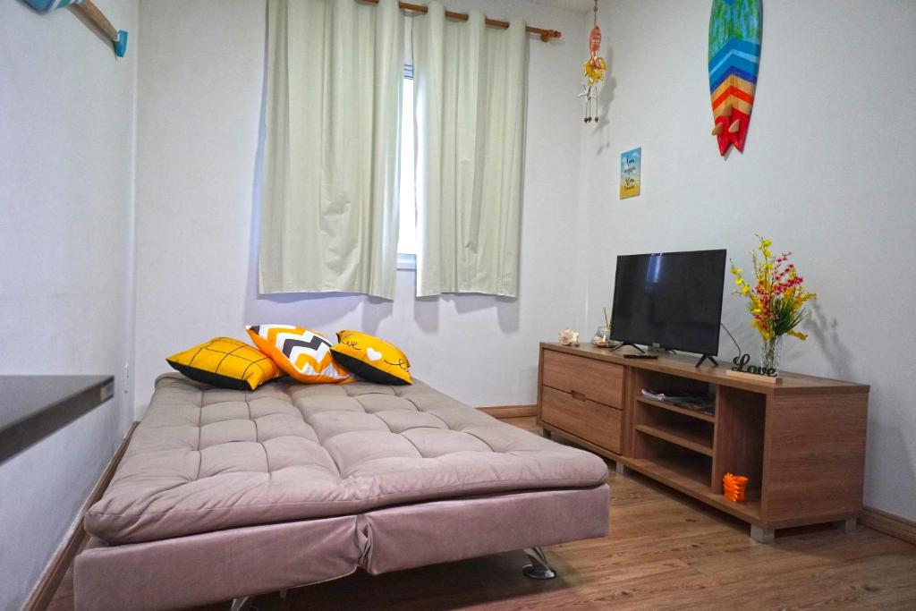 Martinica24D - 850m PRAIA da MARTIM DE SÁ e PRAINHA - WI-FI 250Mbps - HOME OFFICE - Vaga de Garagem - Netflix - PETFRIENDLY - Cozinha COMPLETA - Perfeito para sua FAMÍLIA photo 4