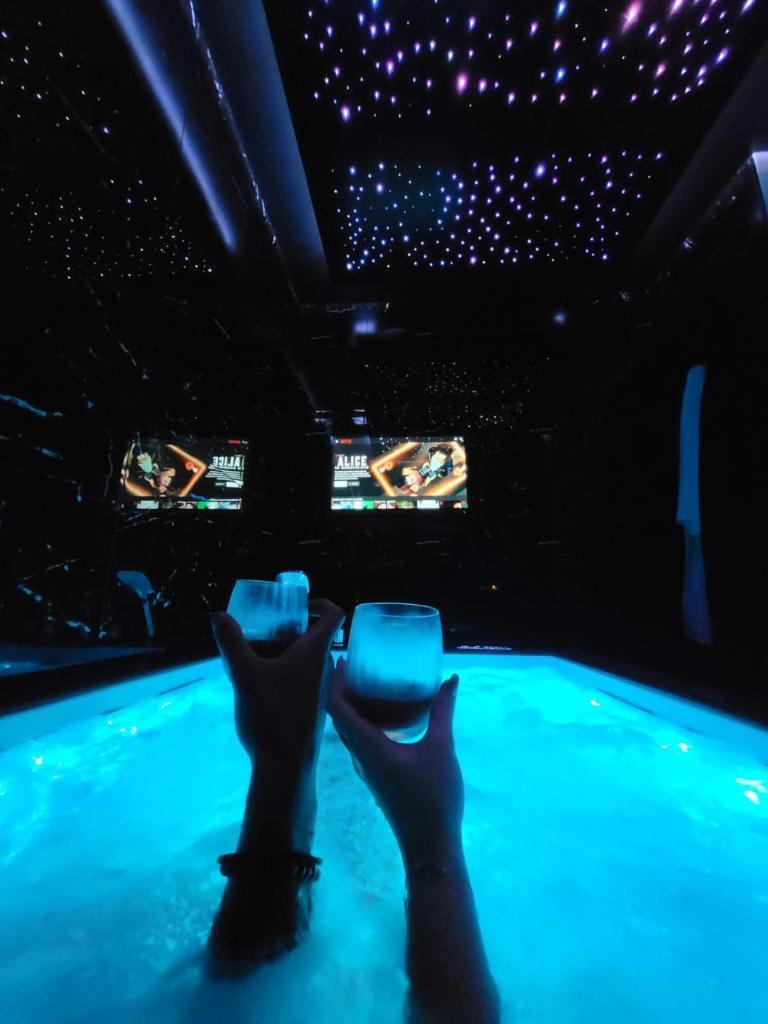 La Duchesse 1976 - Thumbnail image