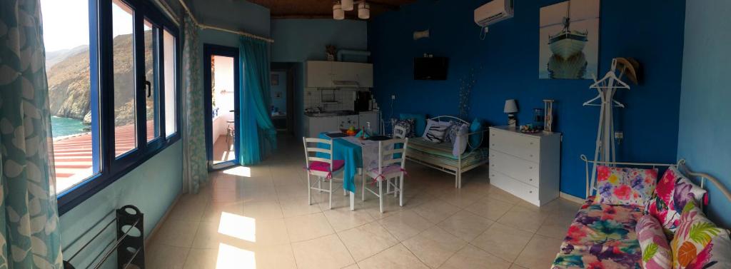 Great sea-view apartment. photo 3