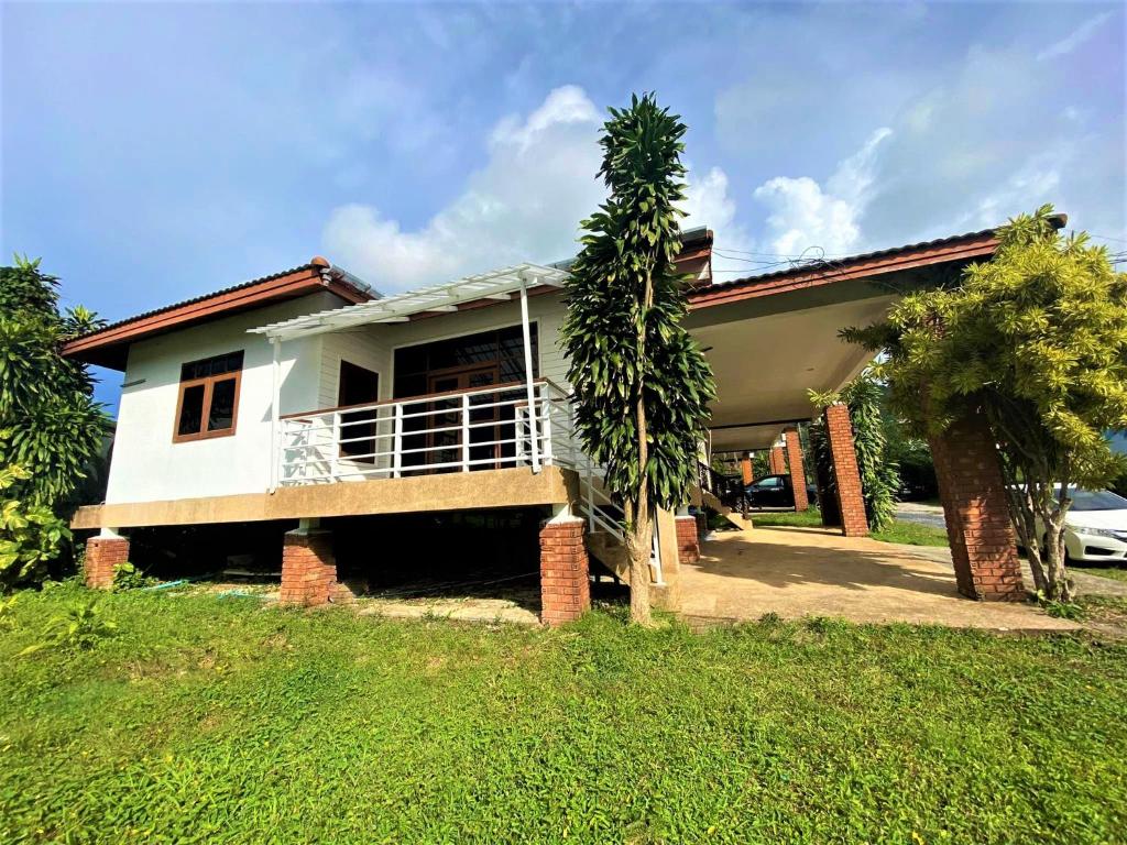 2-Bedrooms house near Bangtao Beach free wifi photo 1
