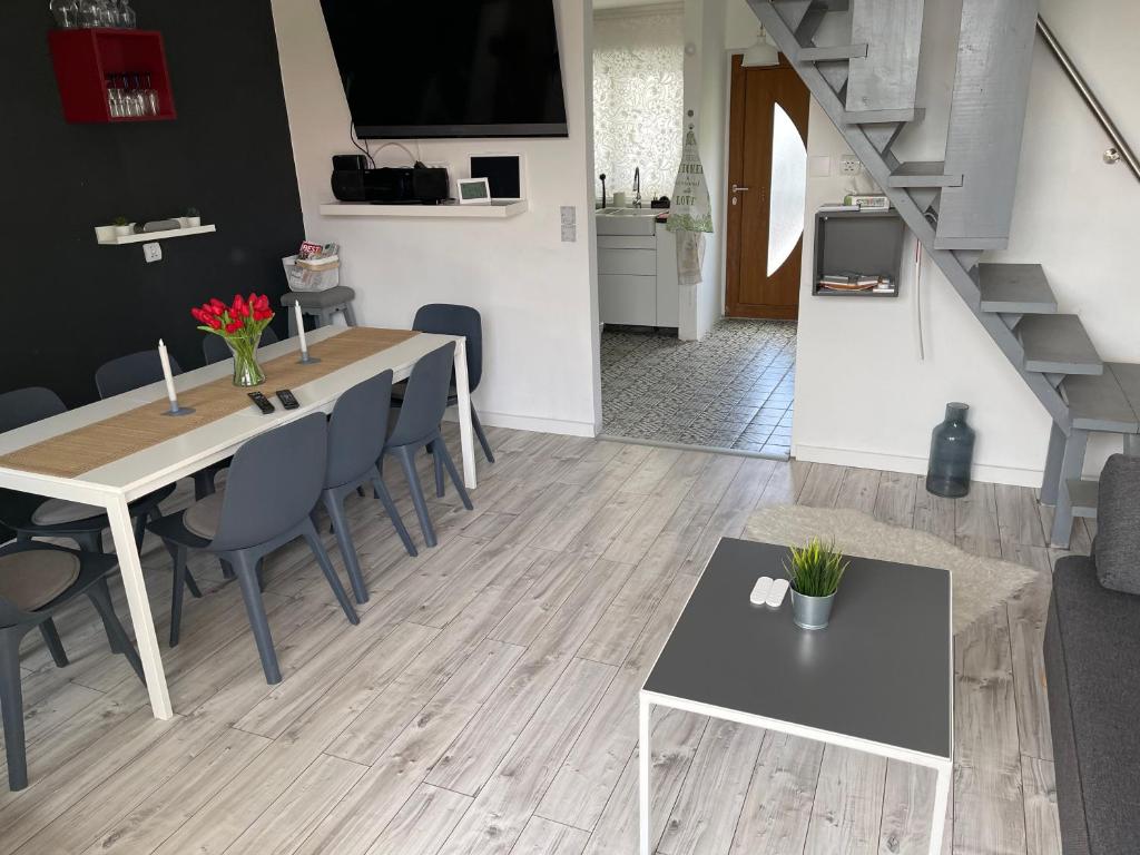 Nóra Apartman photo 3