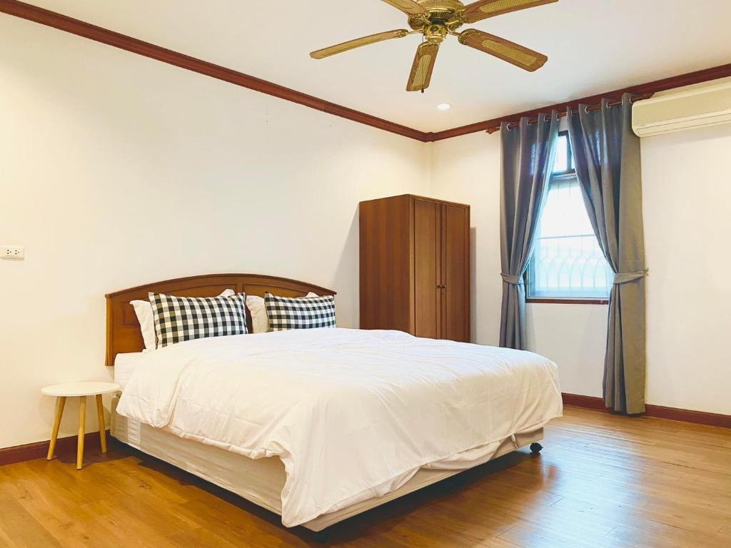2-Bedrooms house near Bangtao Beach free wifi photo 4