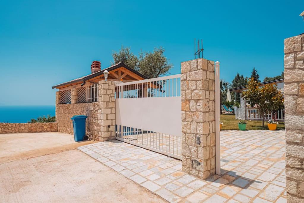 Vila&Apartments Kadare photo 3