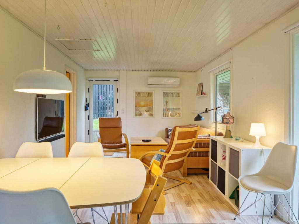 Holiday home Hundested VI photo 2