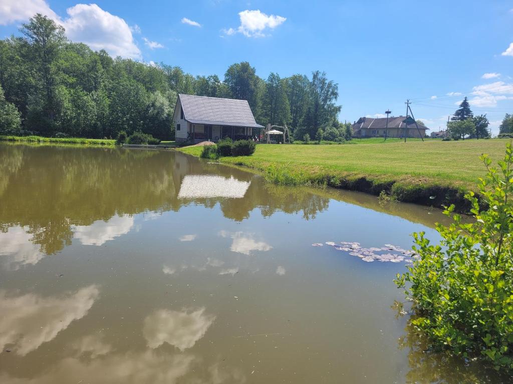 Nuomojama sodyba su pirtimi Rokiškio rajonas , Aukštakalnių kaimas ,Jaunystės gatvė 19 photo 1