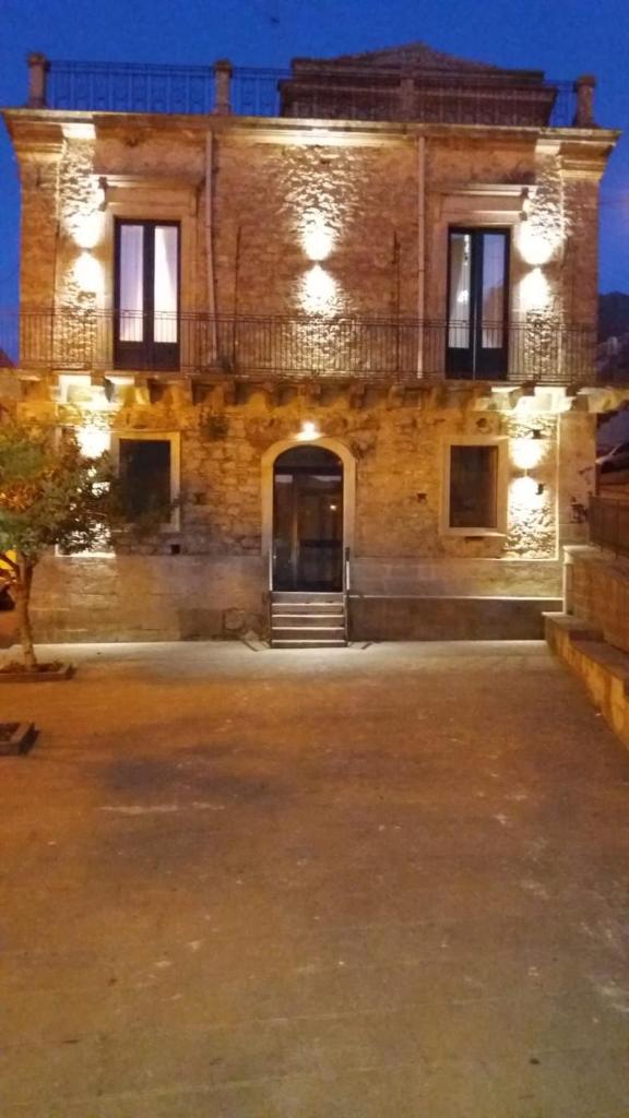 Palazzo Restifa bnb photo 3