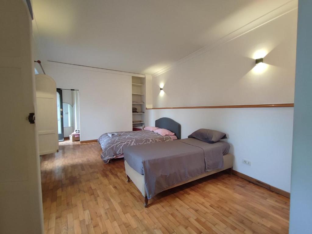 Studio Apartment in Neapolitan Castle Int 28 - Tap to explore photos