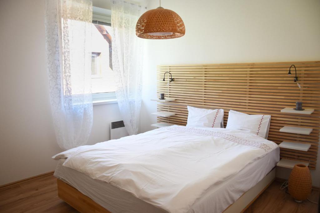 Štýlový apartmán v srdci Donovalov photo 1