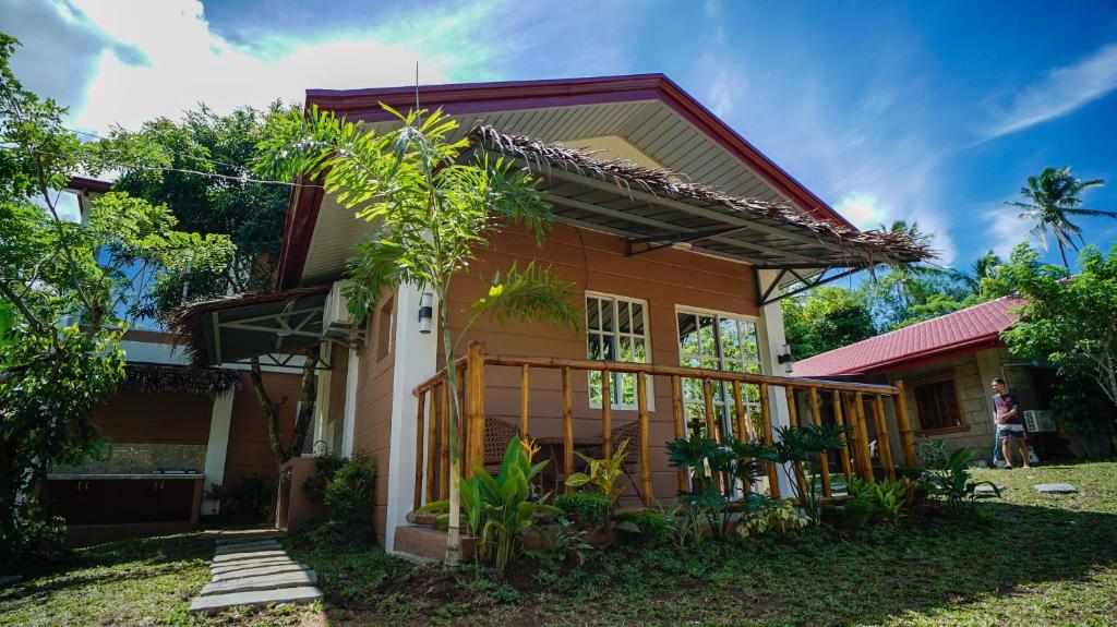 Balay Greenika Alfonso Nature Resort - Tap to explore photos