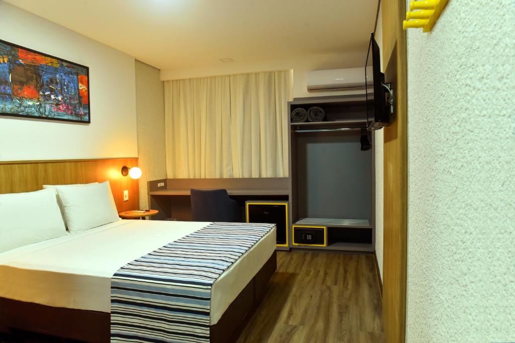 Days Inn By Wyndham Cascavel photo 1