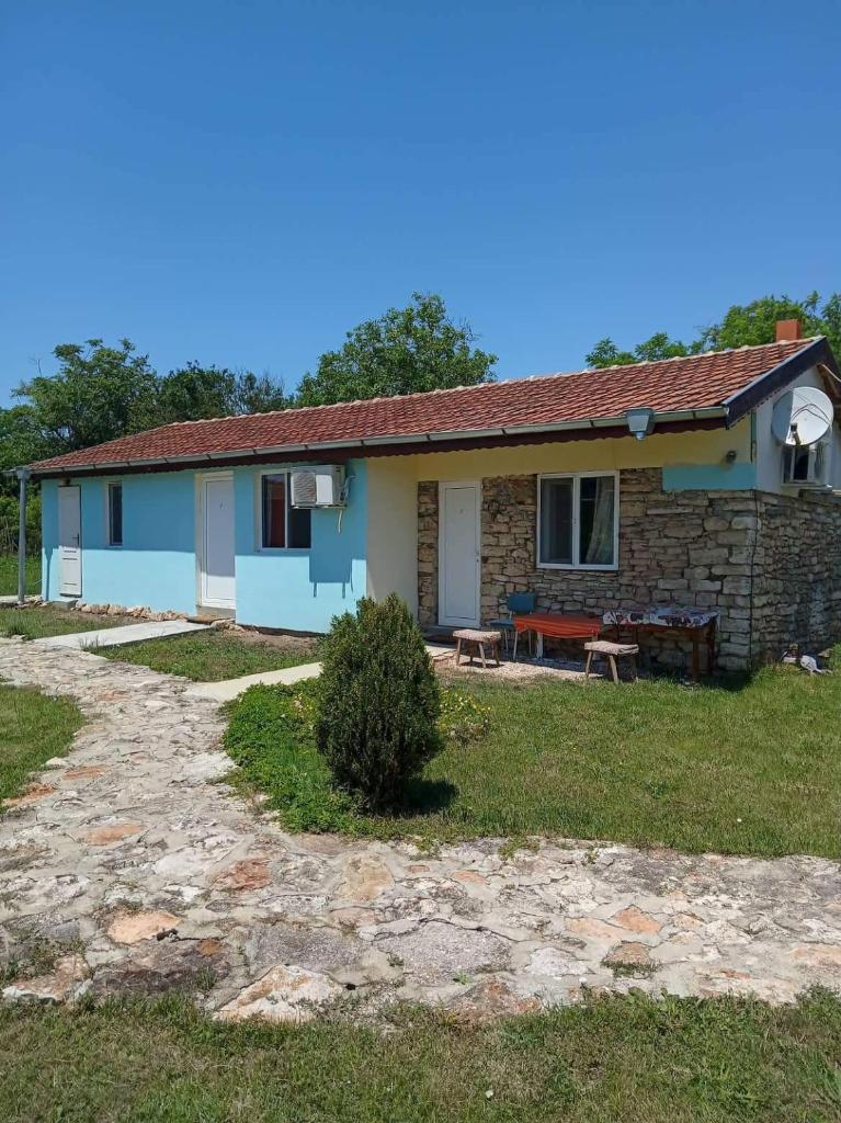 Guest House Viola photo 1