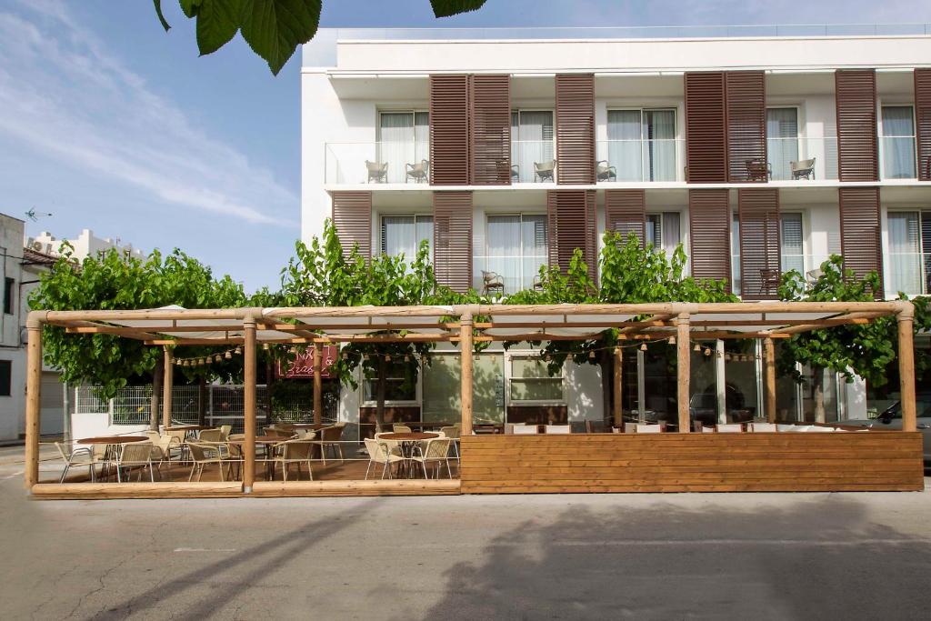 May Altafulla Beach Boutique Hotel photo 3