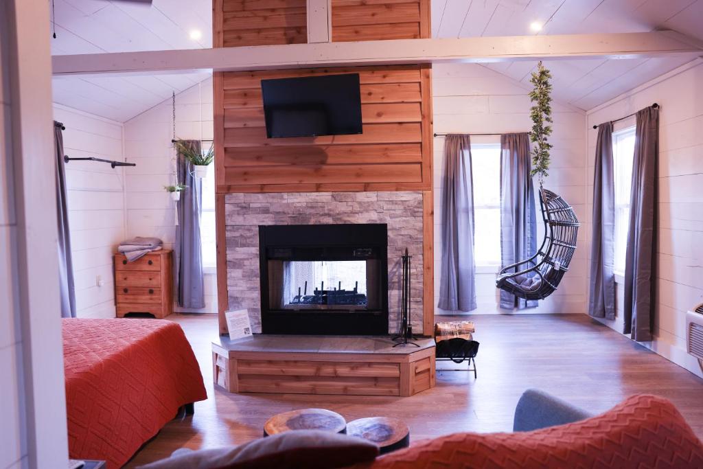 Avenwood Cabins photo 2