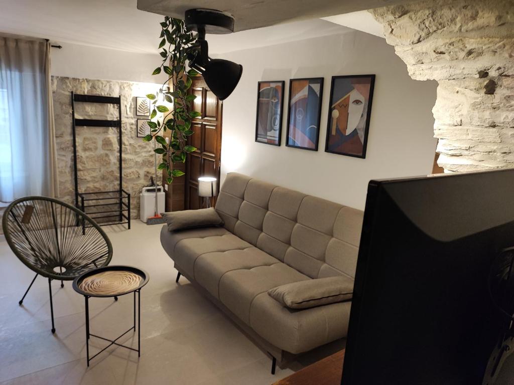 Carol Rooms photo 1