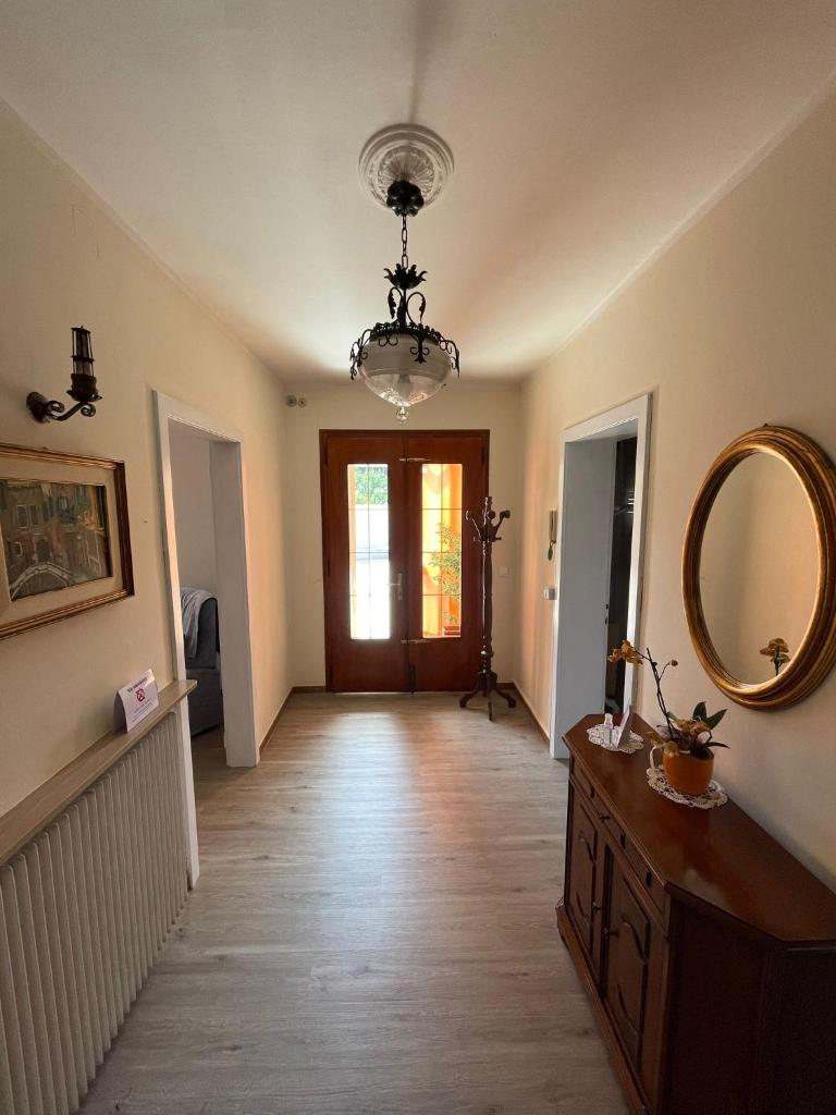 Margi House photo 1