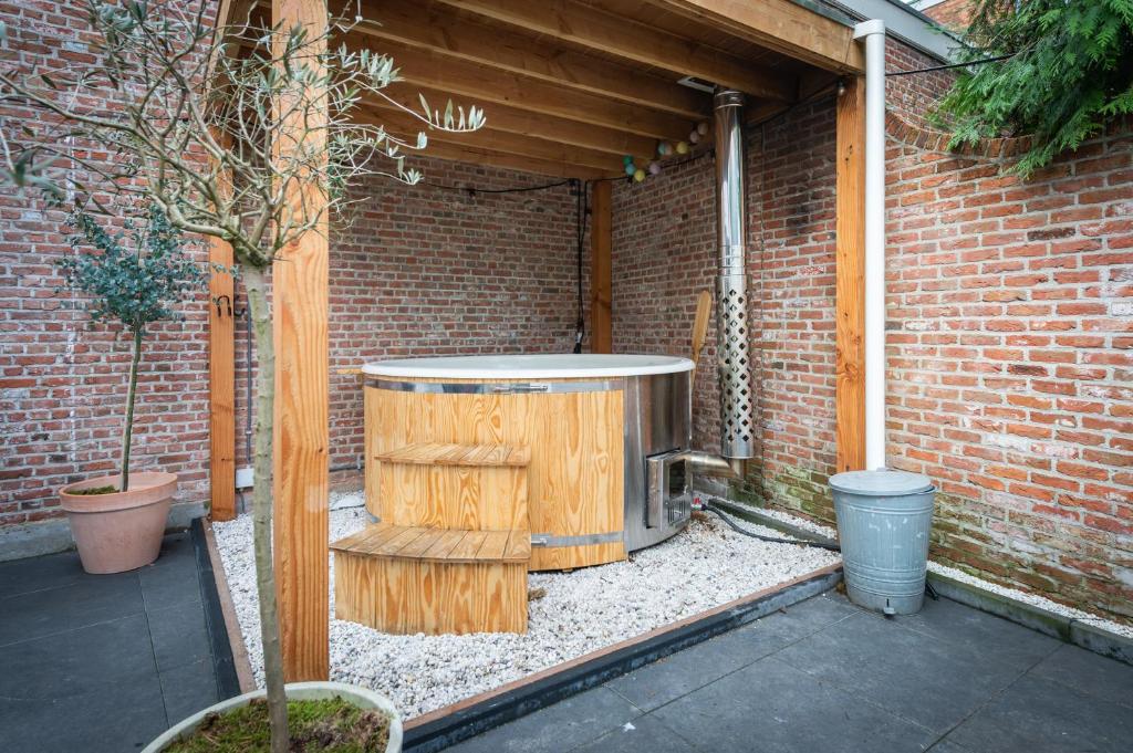Unieke stadswoning met jacuzzi en sauna max 8 pers photo 1