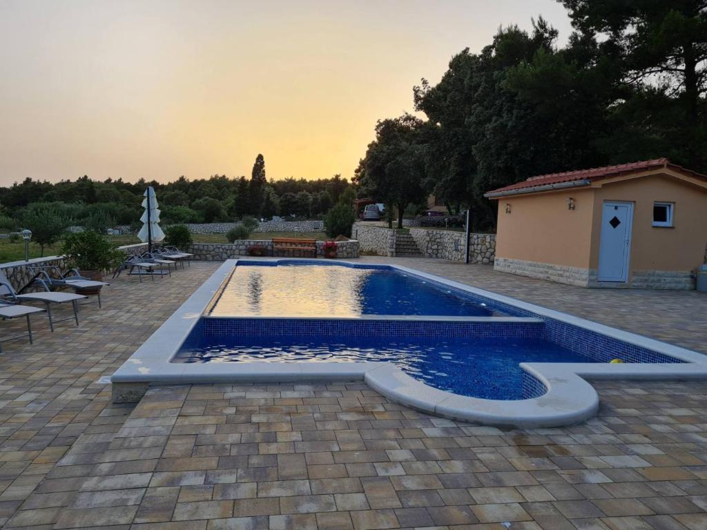 Kandarola Resort photo 4
